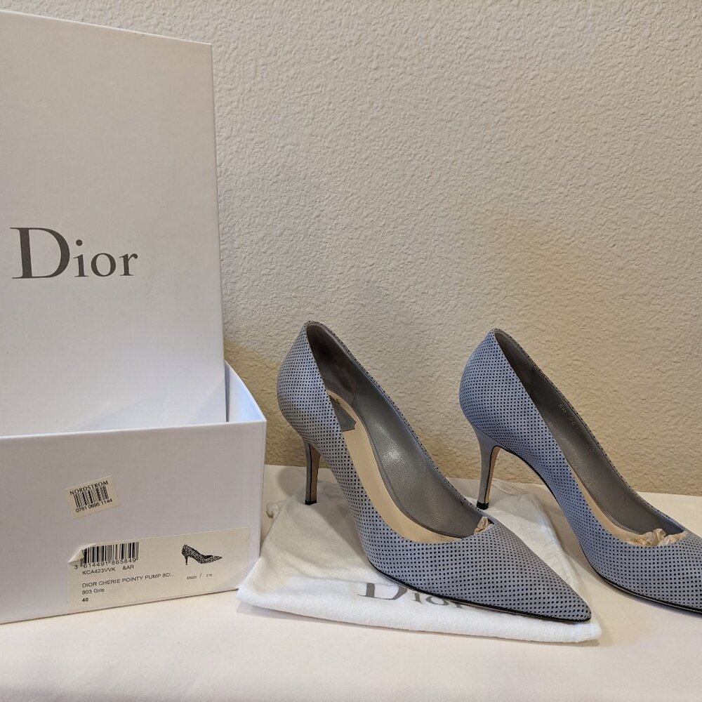 Dior Cherie Pointy Pumps 40 Grey Perforated Leather Heels w/ Box & Dust Bag